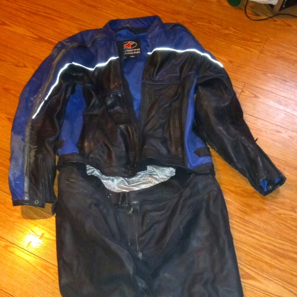 LEATHER MOTORCYCLE 1 PC SUIT